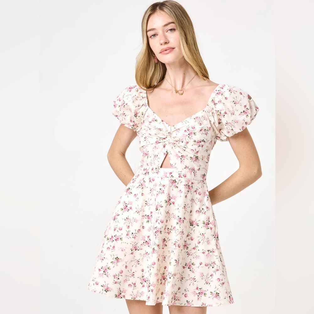 Altar’d State | Floral Puff-Sleeve Dress